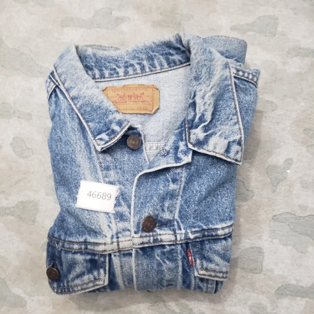 Vintage Levis Trucker Jacket Men 42 Blue Type 3 Made In USA Denim 80s Button 523